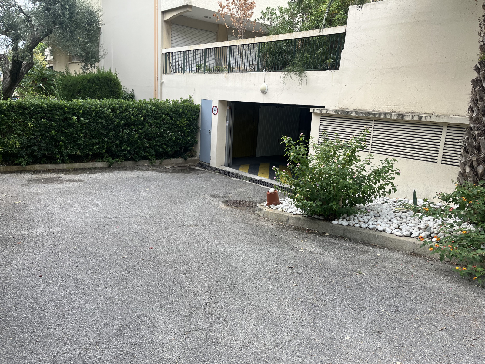 Image_2, Garage, Golfe Juan, ref :10092025